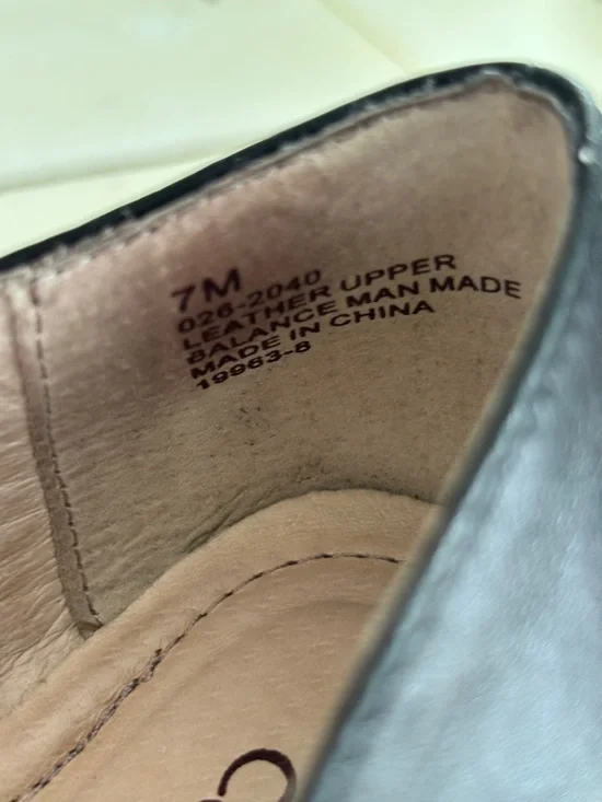 Strictly Comfort Casual Slip On Loafers Women’s 7 M Black Leather - Picture 6 of 15